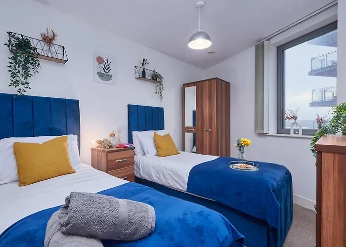 Leeds - 4 Beds - Balcony - Wifi - Yorksha Property