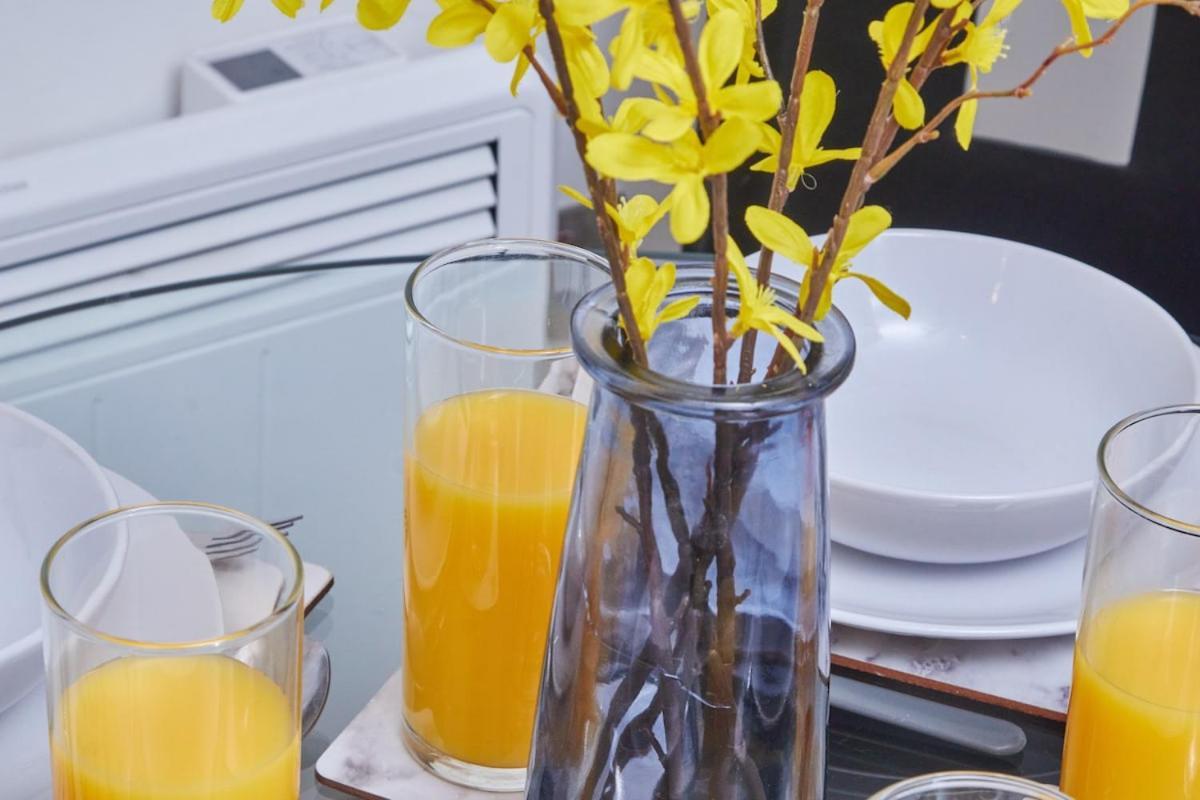 Apartment Leeds - 4 Beds - Balcony - Wifi - Yorksha *