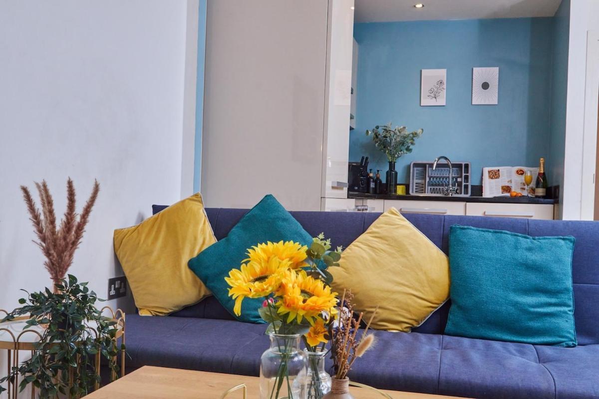 Leeds - 4 Beds - Balcony - Wifi - Yorksha Leeds (West Yorkshire)