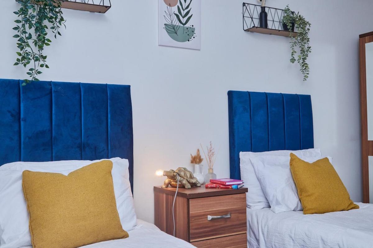 Leeds - 4 Beds - Balcony - Wifi - Yorksha *